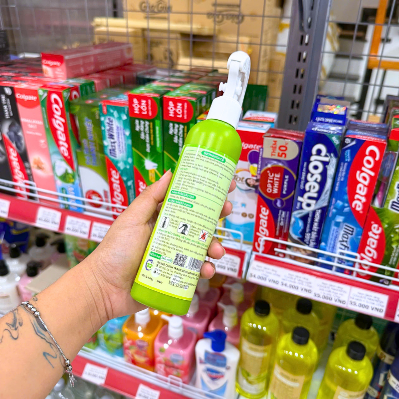 Nước Hoa Xịt Phòng Bosuzo Hương Hoa Cỏ 240ml
