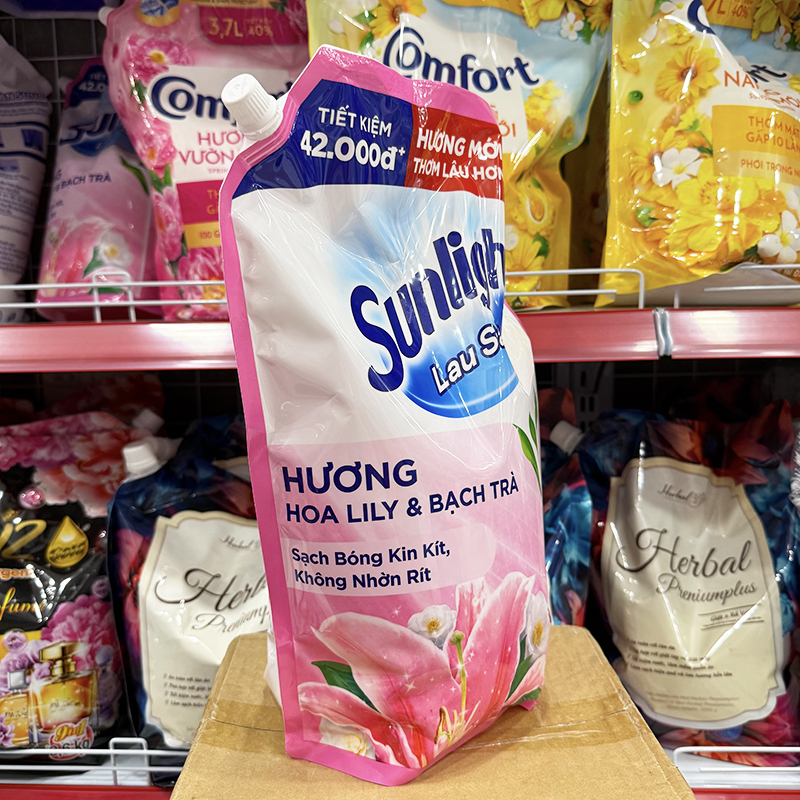 Nước Lau Sàn Sunlight Hương Hoa Lily & Bạch Trà Túi 3.6kg