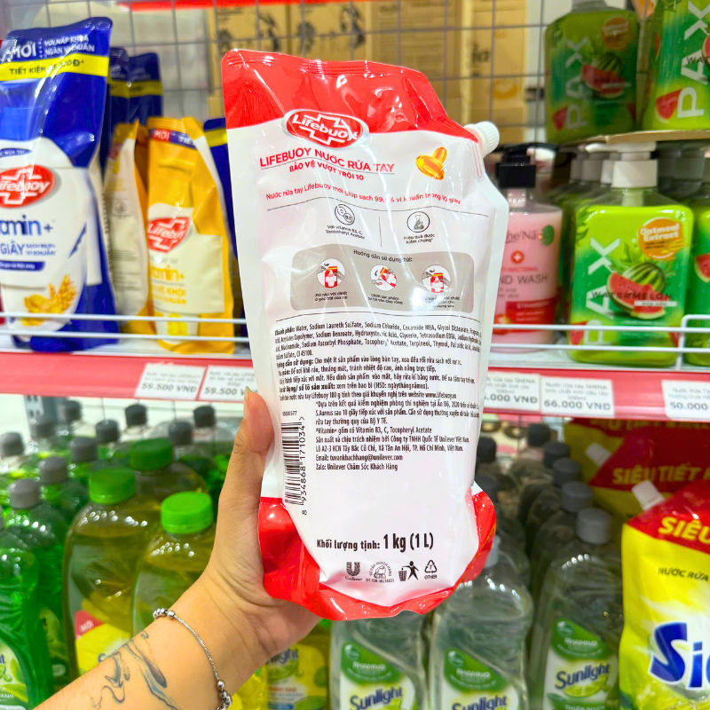 Mặt sau sản phẩm thể hiện hướng dẫn dùng và khối lượng 1kg