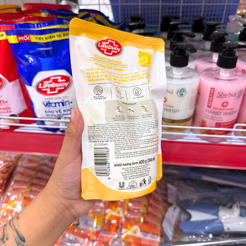Nước Rửa Tay Lifebuoy Chanh Khử Mùi Vitamin+ Túi 400g