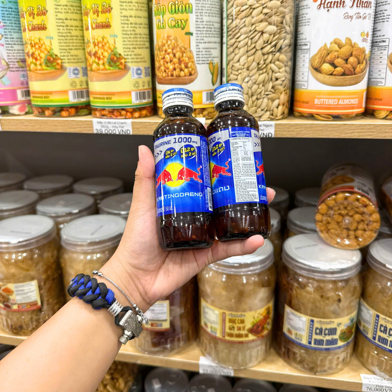 Kích thước chai cầm tay, tiện lấy dùng từng chai