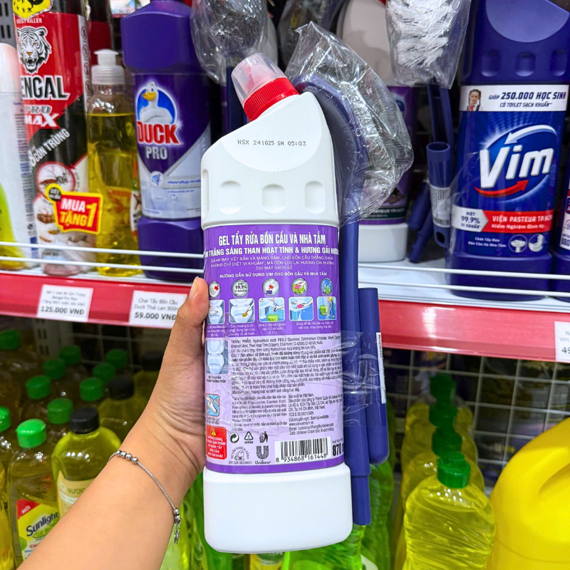 Mặt sau sản phẩm với hướng dẫn dùng và lưu ý an toàn