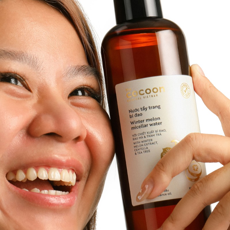 Minh hoạ sử dụng sản phẩm cho routine làm sạch hằng ngày