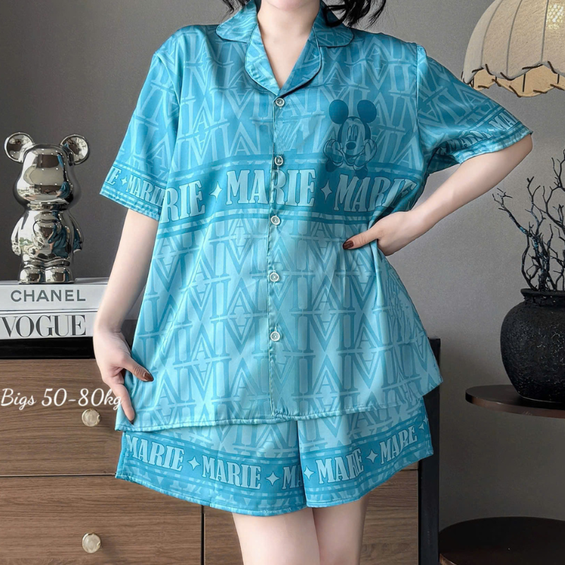 Biến thể xanh dương với họa tiết phủ toàn bộ set