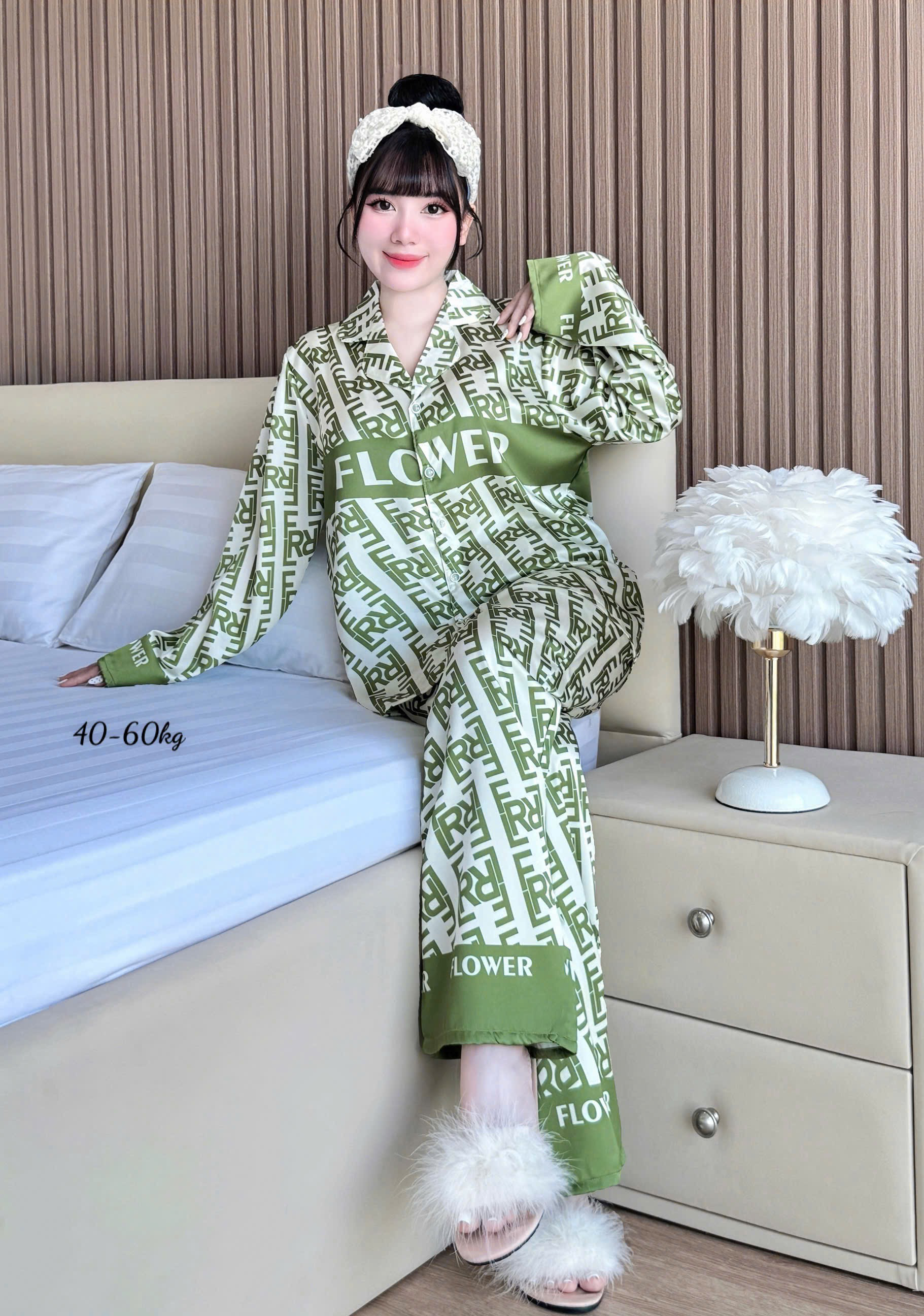 Khám phá Đồ Bộ Ngủ Nữ - Đồ Bộ Tay Dài Quần Dài Họa Tiết Đơn Giản Mặc Mát Thoải Mái Size Thường 40–60kg thuộc nhóm pijama