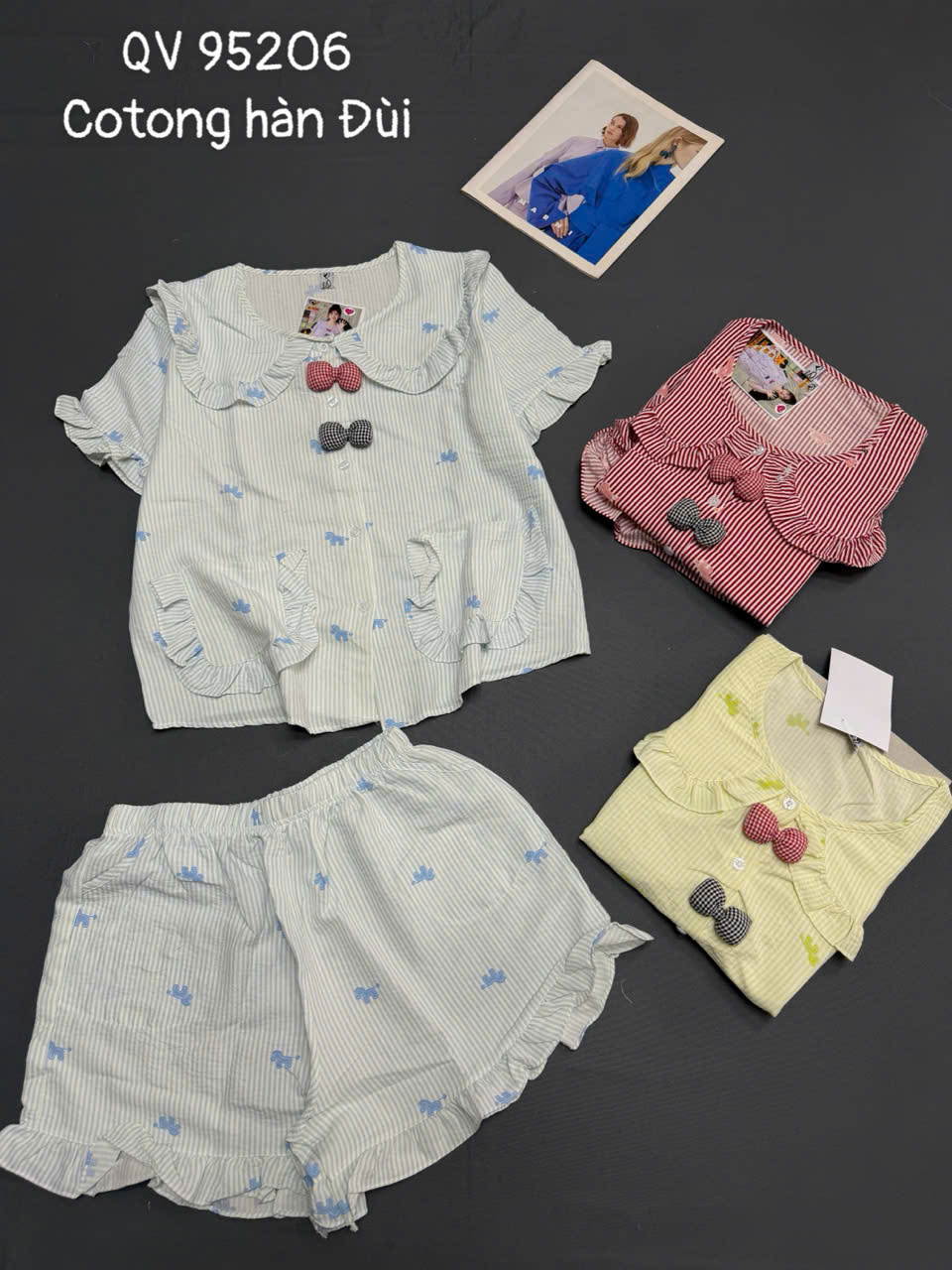 Một số phiên bản màu của bộ áo quần short đồng bộ