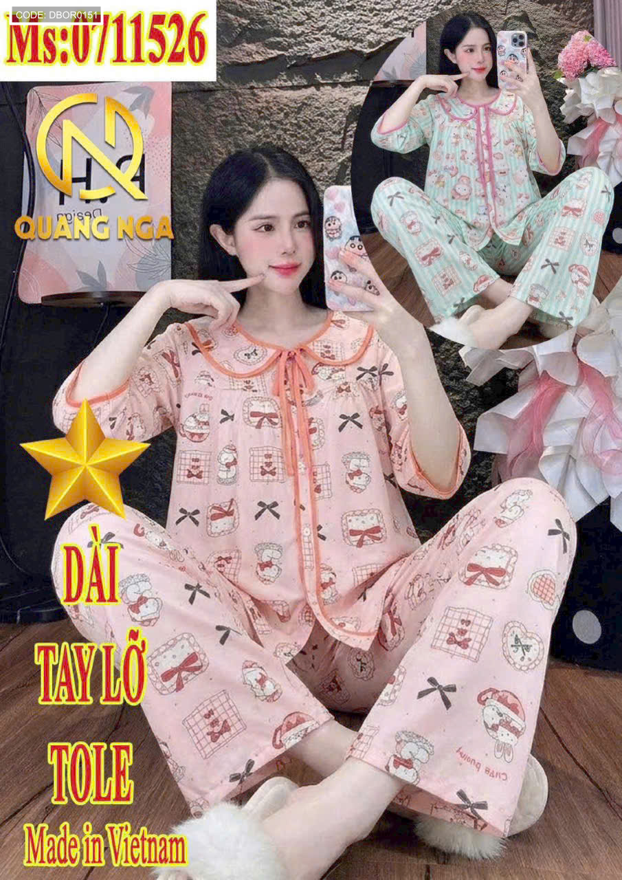 Ảnh mặc thực tế: áo cổ bèo viền màu, tay lỡ và quần dài đồng bộ