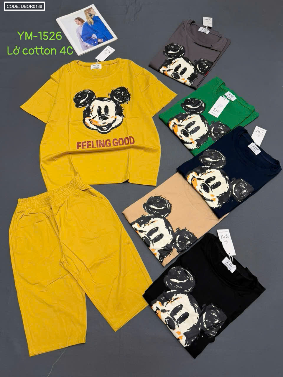Bộ áo tay ngắn quần lững với hình in Mickey nổi bật