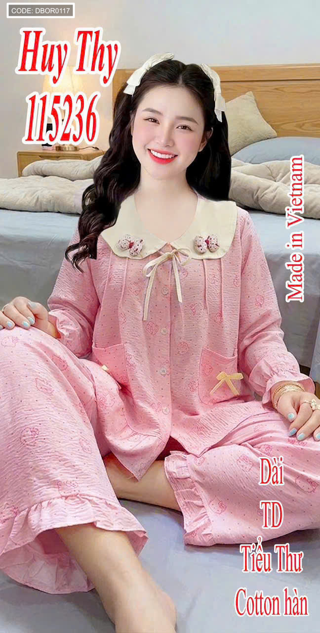 Mẫu mặc tông hồng với cổ sen và dây nơ trước ngực