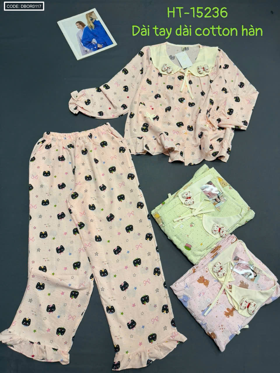 Một phiên bản họa tiết tông pastel, tổng thể mềm mại dễ mặc
