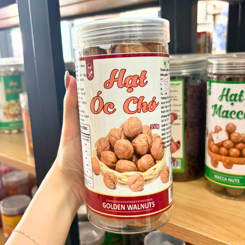 Mặt trước hũ với dạng nguyên vỏ bên trong