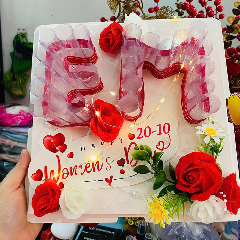 Quà Tặng 8-3 Khuôn Hoa Đựng Tiền Cho Phái Đẹp