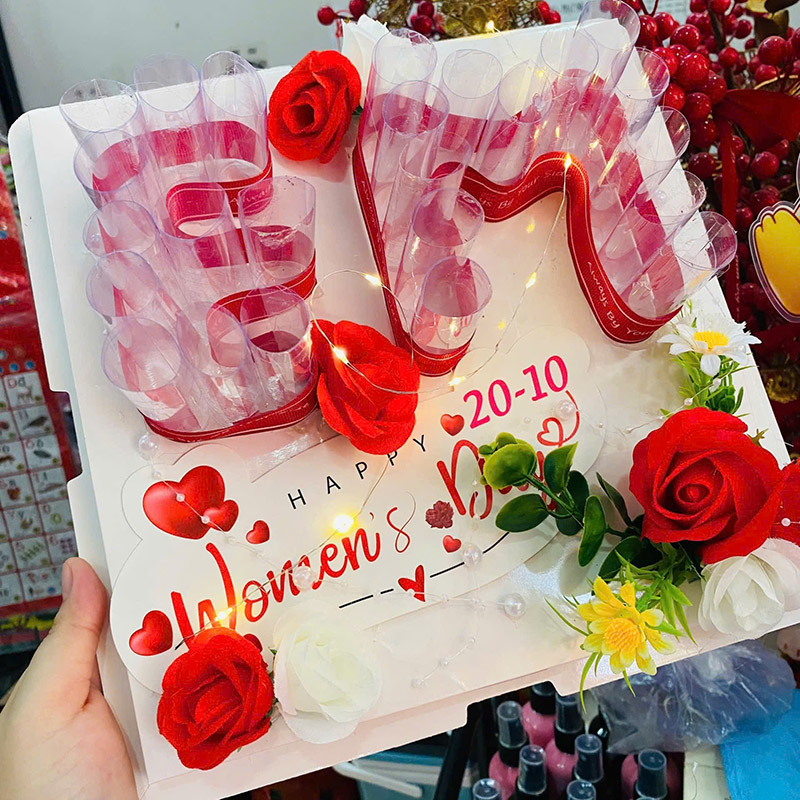 Quà Tặng 8-3 Khuôn Hoa Đựng Tiền Cho Phái Đẹp