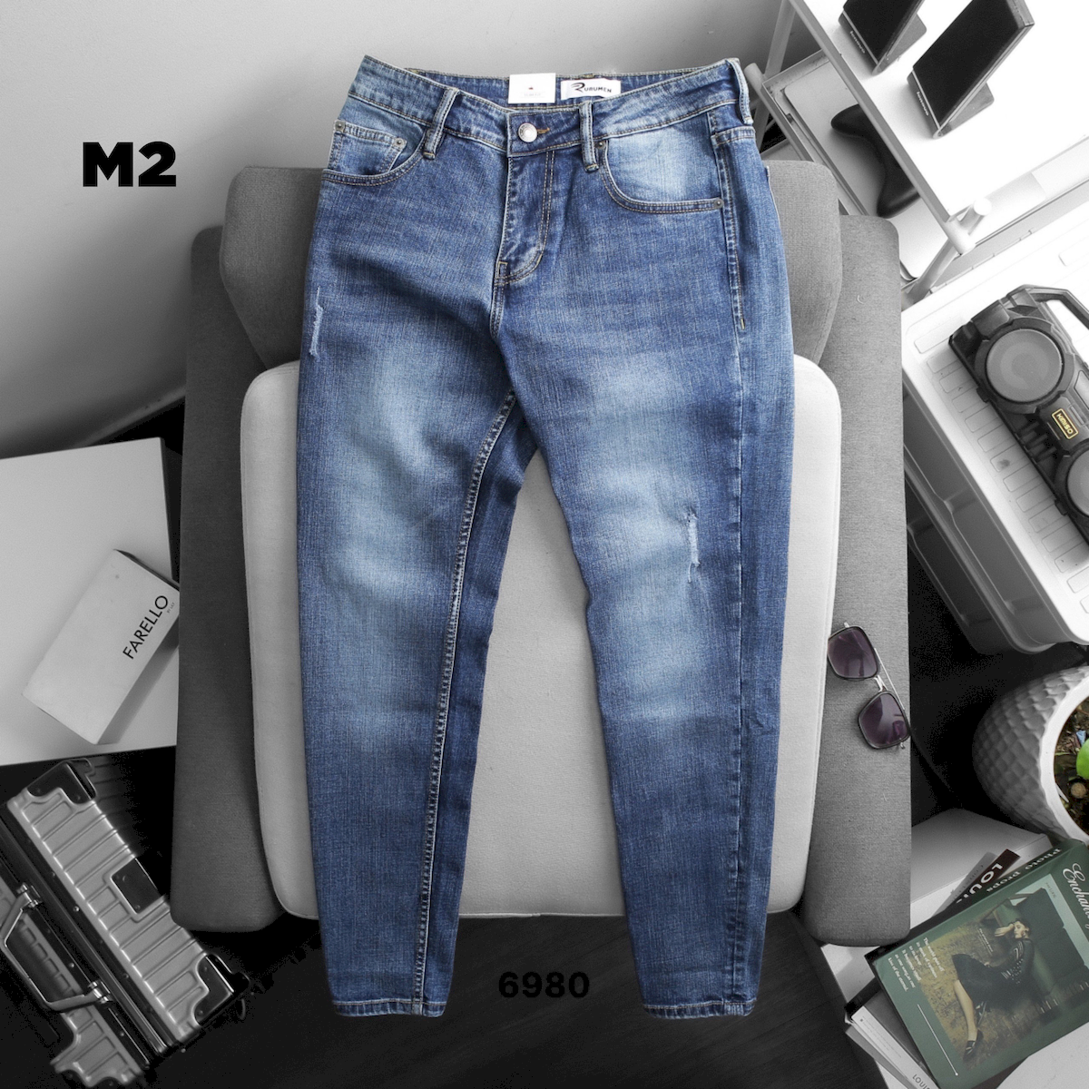 Phiên bản denim xanh wash sáng