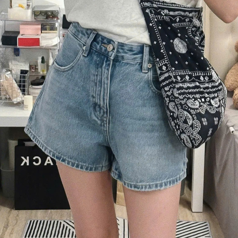 Quần Short Jean Nữ Không Co Giãn Dáng Đứng Form
