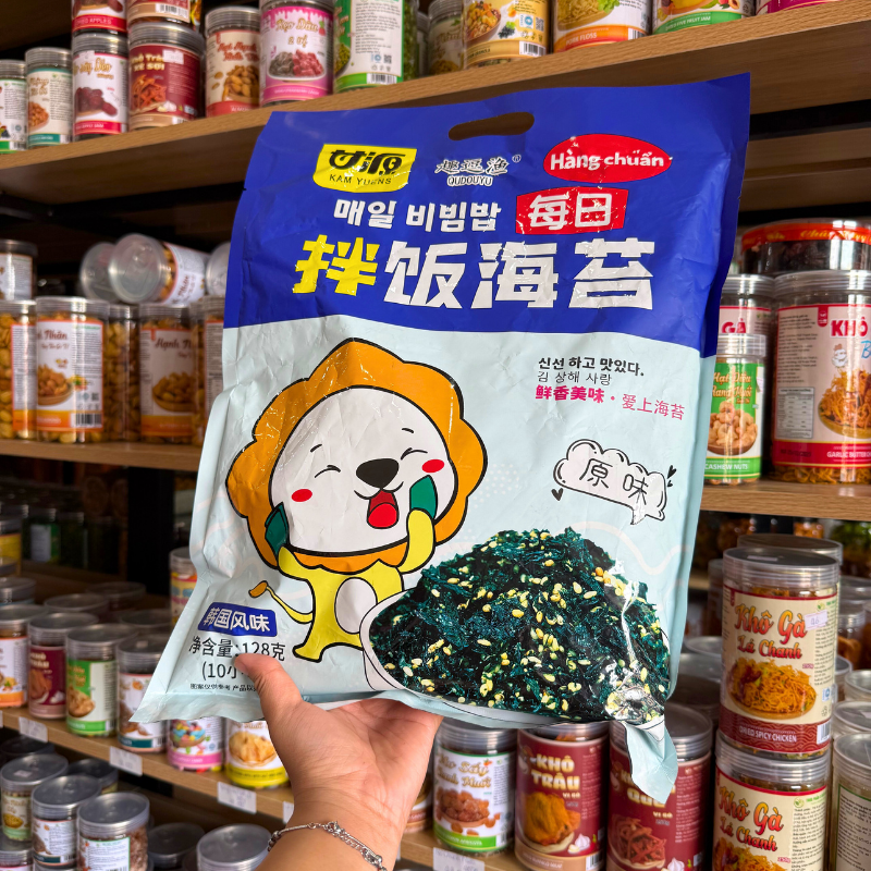 Rong Biển Rắc Cơm Ăn Liền QUDOUYU Hình Con Sư Tử Bịch Xanh Dương Vị Thuyền Thống 128gr phù hợp để tham khảo khi chọn Rong biển, cơm cháy, bánh tráng