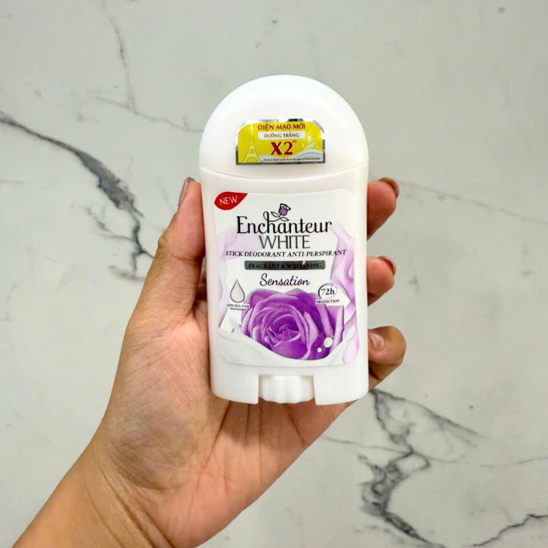 Sáp Khử Mùi Enchanteur White Sensation 40g