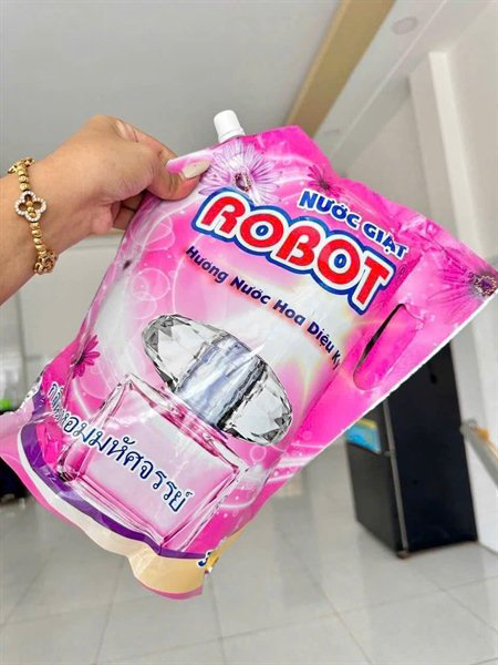 SET 2 túi nước giặt Robot 3000g, tổng 6 lít
