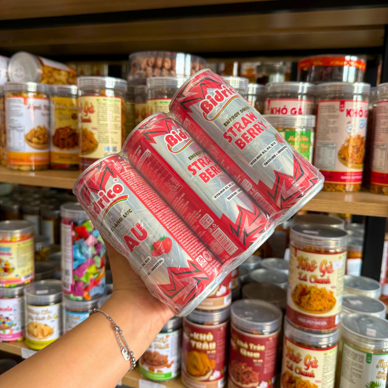 Quy cách 3 lon bọc lốc tiện cầm và trữ dùng