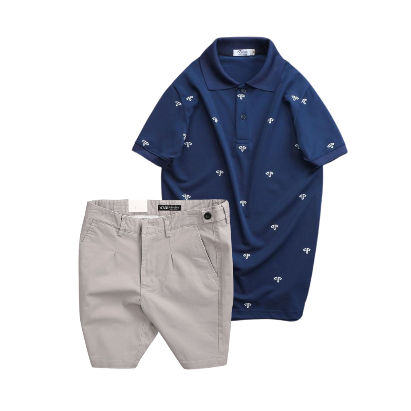 Phối áo xanh navy cùng quần short kaki màu sáng