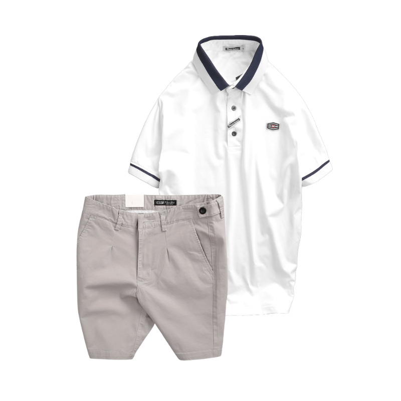 Set áo polo sáng màu phối cùng quần short kaki màu xám nhạt