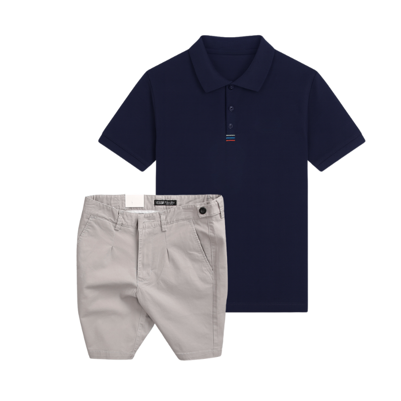 Phiên bản áo xanh navy phối quần short kaki