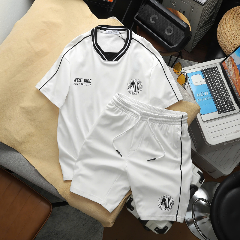 Set Bộ Nam Bigsize Áo Thun Cổ Tròn In Logo Trước Ngực & Quần Short Phối Sọc Đen