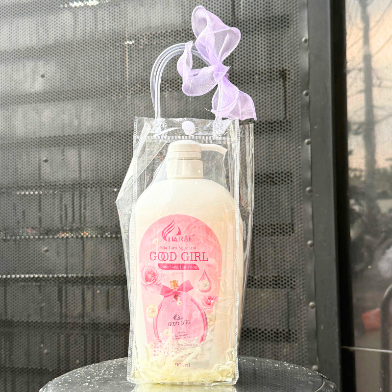 Hình ảnh Set Giỏ Quà Tặng Sữa Tắm Charme Good Girl Ngọc Trai 1000ml trong bộ sưu tập sữa tắm charme