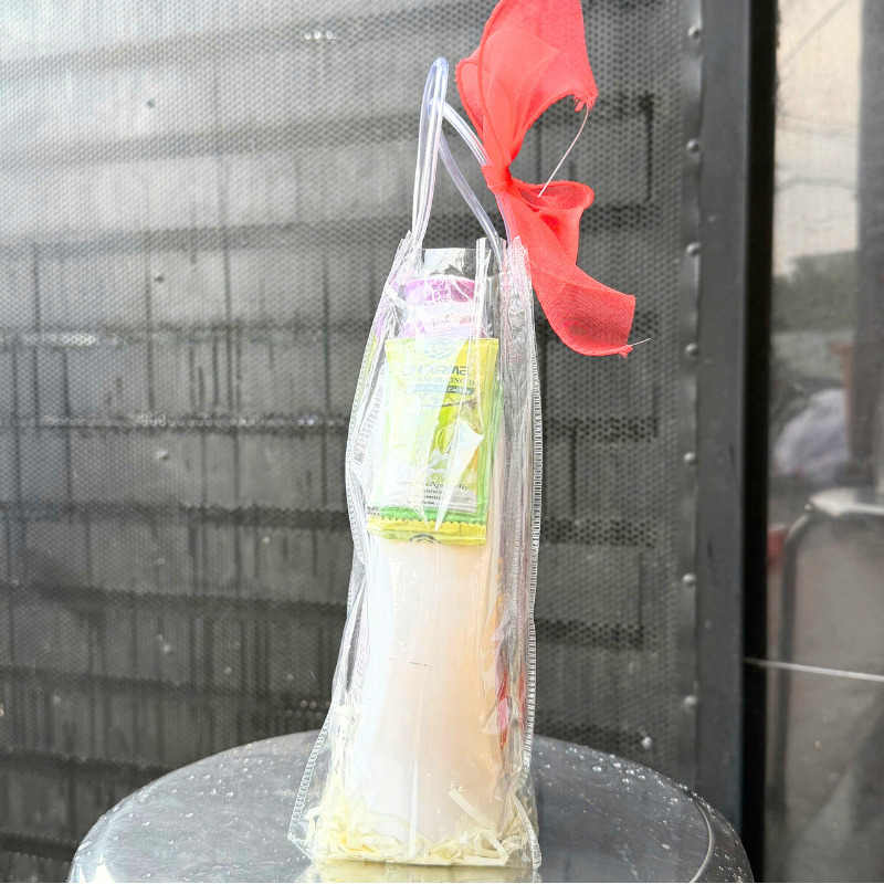 Set Giỏ Quà Tặng Sữa Tắm Dưỡng Da Charme Hương Hoa Oải Hương 1 Lít