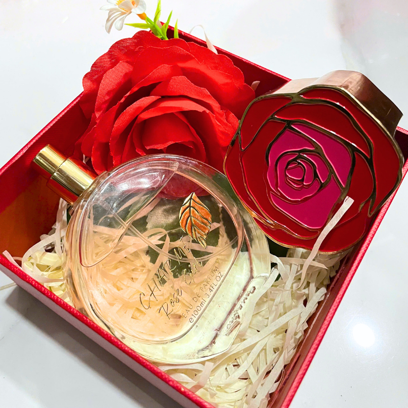 Chai Eau De Parfum 100ml với nắp tạo hình bông hồng