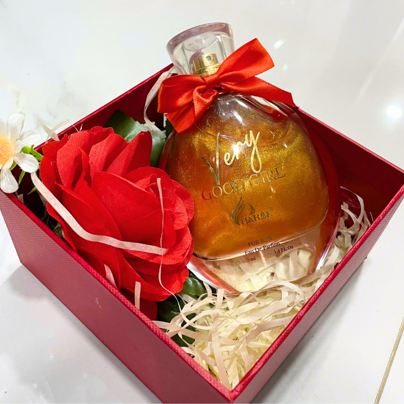 Set Hộp Quà Tặng Nước Hoa Nữ Charme Very Good Girl Xịt Có Kim Tuyến 100ml - Hộp Hoa Rơm Nhiều Màu phù hợp để tham khảo khi chọn Quà tặng 8/3