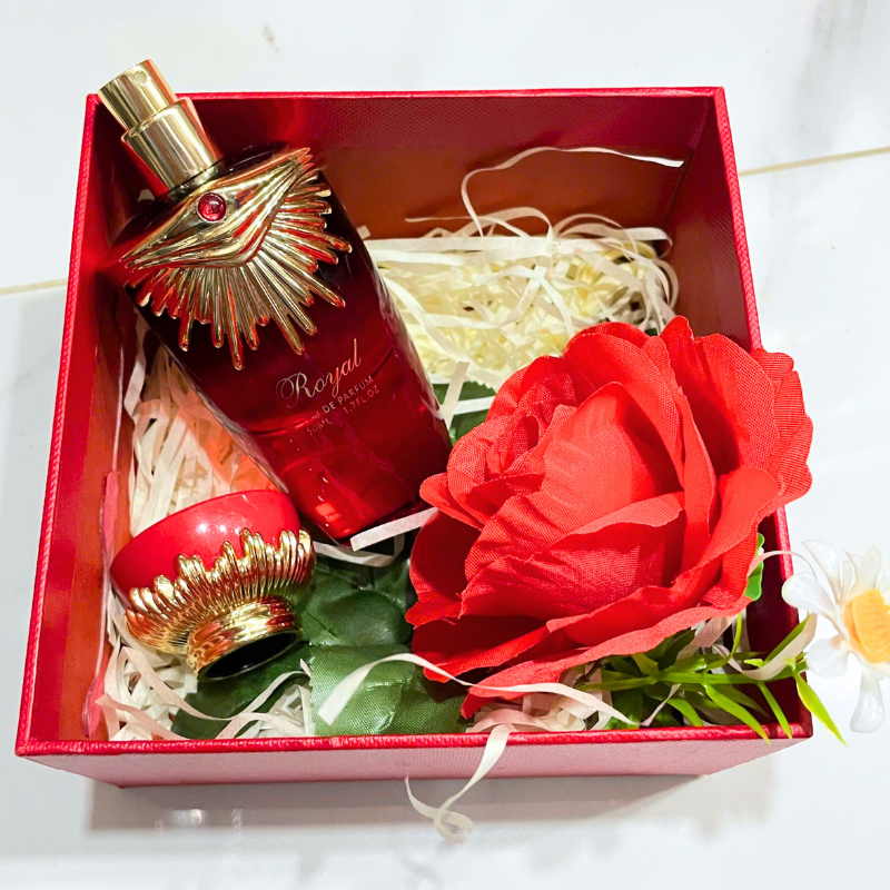 Set Hộp Quà Tặng Nước Hoa Nữ Good Charme Royal 50ml Hộp Hoa Rơm