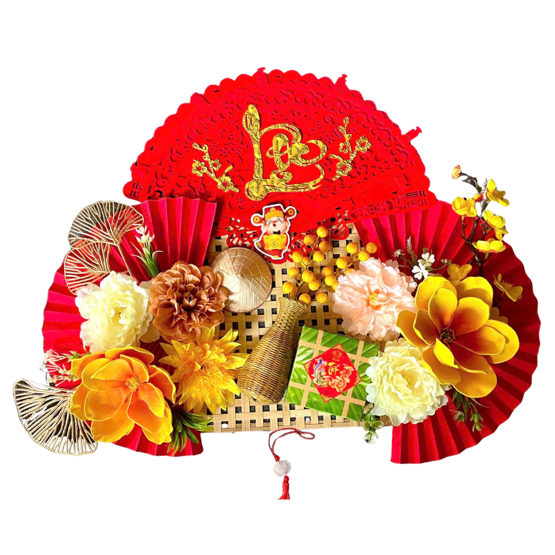 Chi tiết quạt giấy, phên tre, hoa lụa và phụ kiện đi kèm