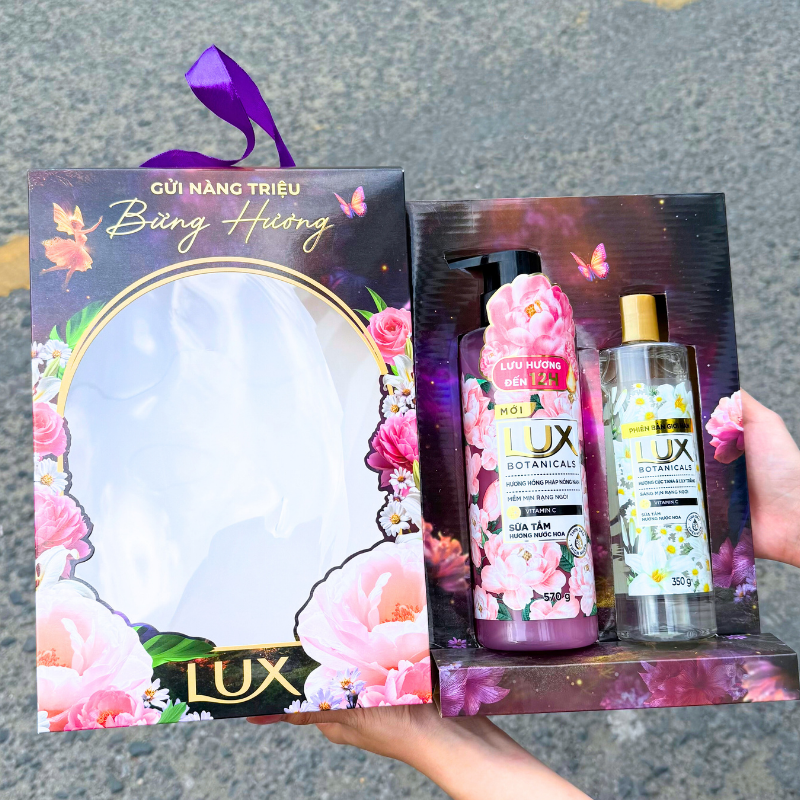 Set Quà Sữa Tắm Hương Nước Hoa LUX Botanicals Hoa Hồng Pháp (570g + 350g)