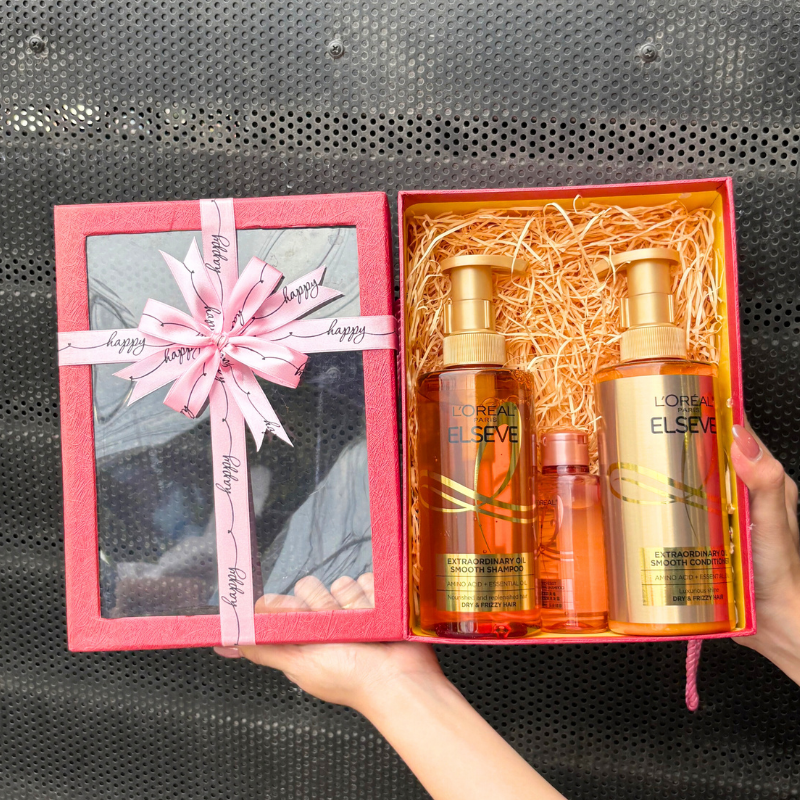 Set Quà Tặng Bộ Dầu Gội Xả Loreal Paris Extraordinary Oil Smooth 440ml Nắp Vàng & 1 Dầu Gội Nắp Vàng Mini phù hợp để tham khảo khi chọn set quà