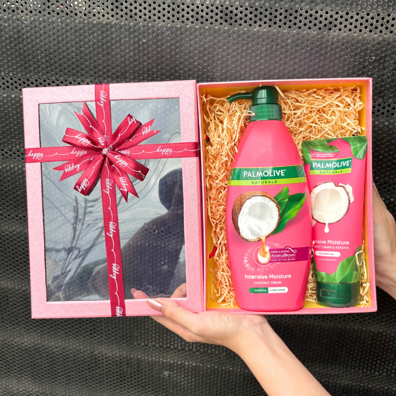 Khám phá Set Quà Tặng Dầu Gội & Dầu Xả Palmolive Naturals Intensive Moisture Sữa Dừa (Set Màu Hồng) thuộc nhóm set quà