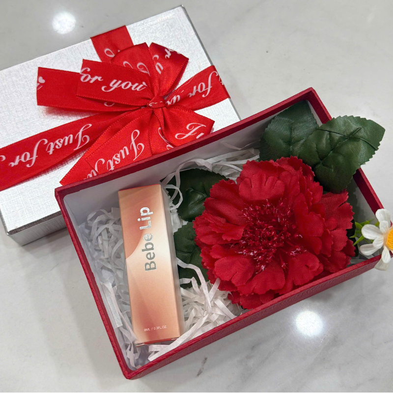 Set Quà Tặng Son Môi Bebe Lip Màu Đỏ Cam - Hộp Chữ Nhật Nhỏ Hoa Rơm Nhiều Màu