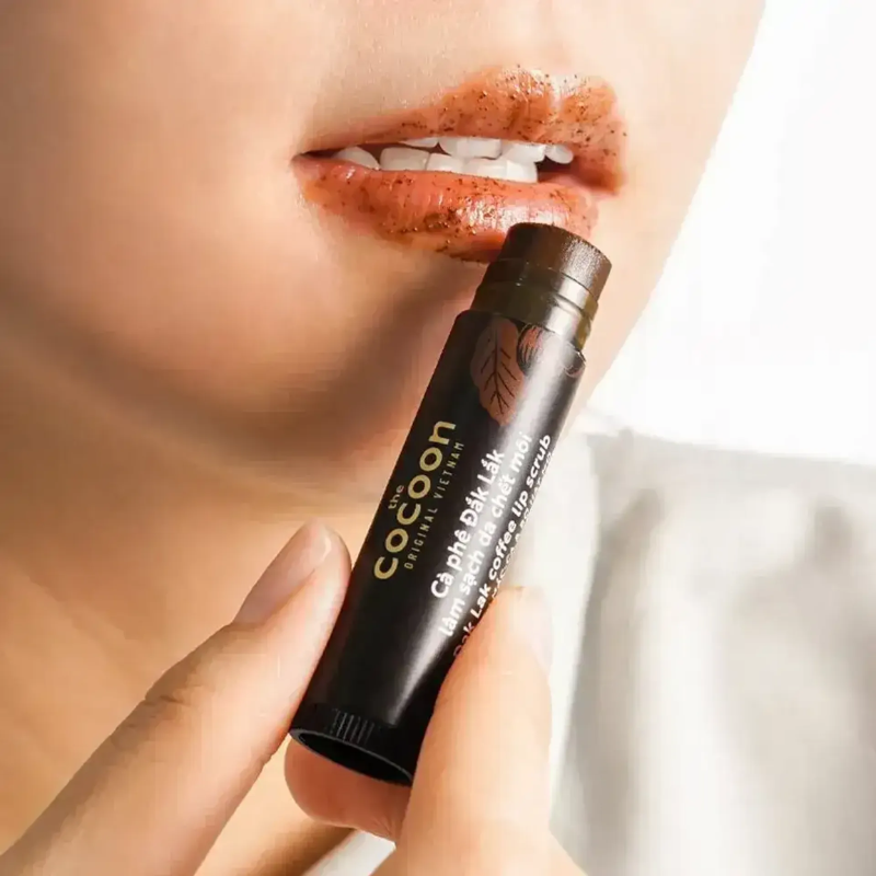 Son tẩy tế bào chết môi Cocoon Cà phê Đắk Lắk 5g