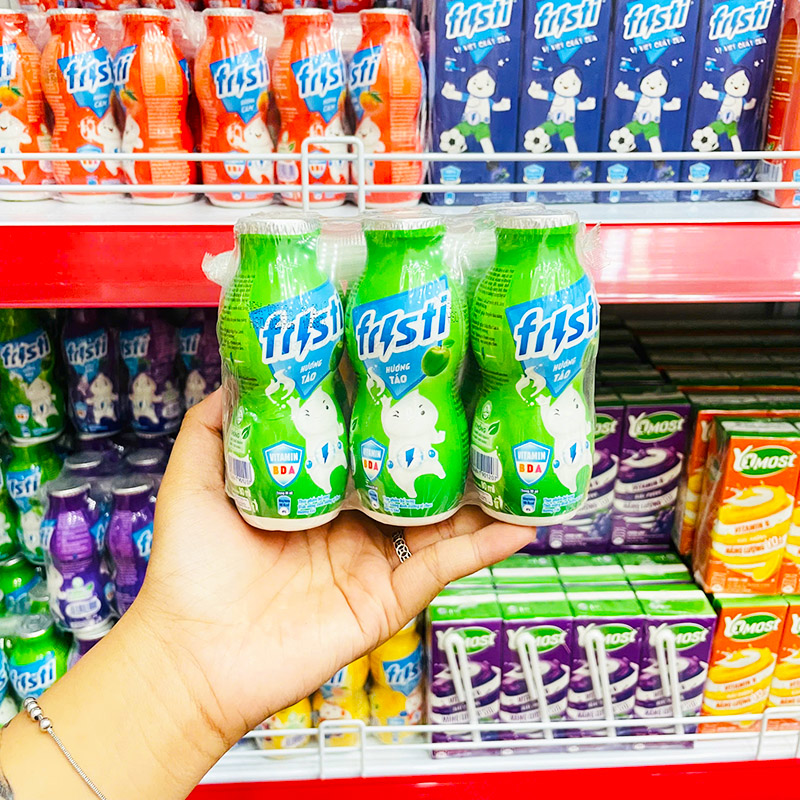 Hình ảnh Sữa Chua Uống FRISTI Hương Táo Lốc 6 Chai (80ml/Chai) - Màu Xanh Lá trong bộ sưu tập FRISTI