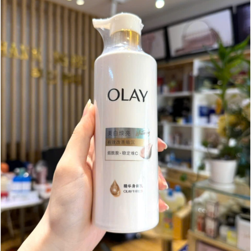 Sữa Dưỡng Thể Olay Whitening Dưỡng Sáng Da 260g Màu Vàng