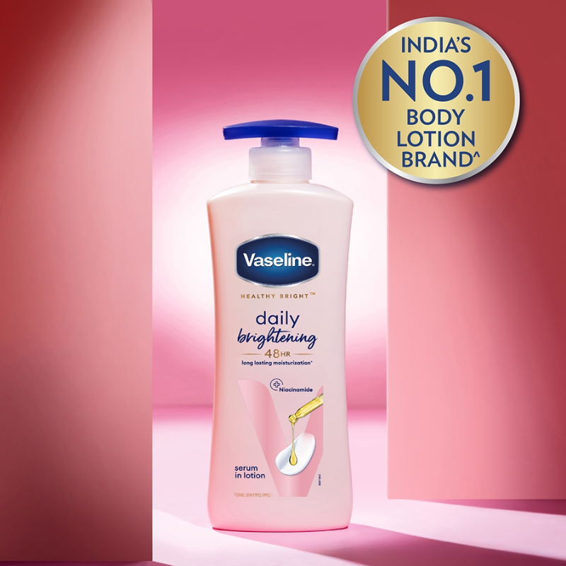 Sữa Dưỡng Thể Vaseline Healthy Bright Daily Brightening 725ml
