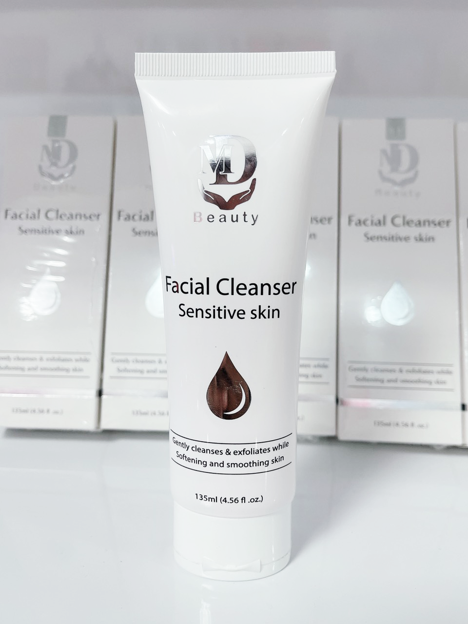 Sữa rửa mặt MD Beauty Facial Cleanser Sensitive Skin 135ml