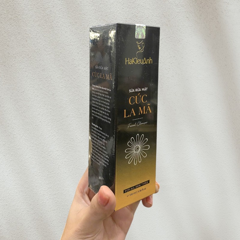 Sữa Rửa Mặt Cúc La Mã Mỹ Phẩm Hà Kiều 100ml