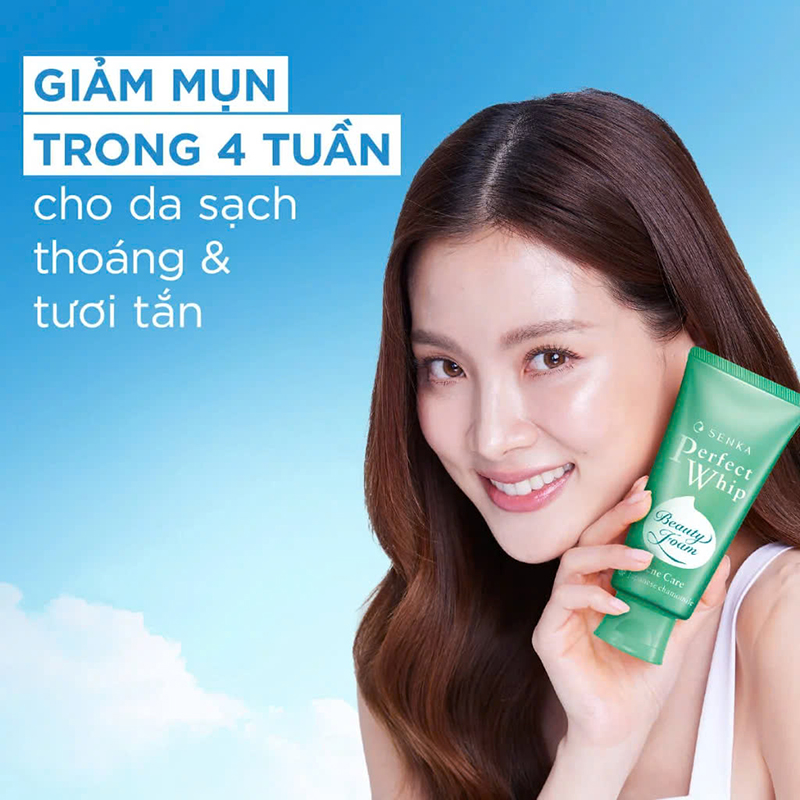Sữa Rửa Mặt Senka Perfect Whip Màu Xanh Ngọc 100g