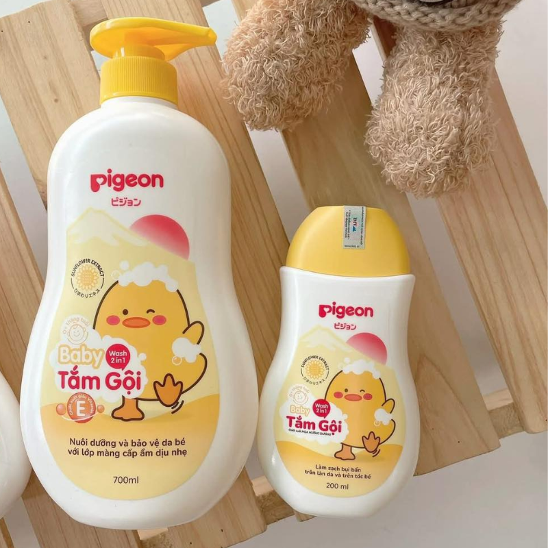 So sánh trực quan chai 700ml với phiên bản dung tích nhỏ hơn