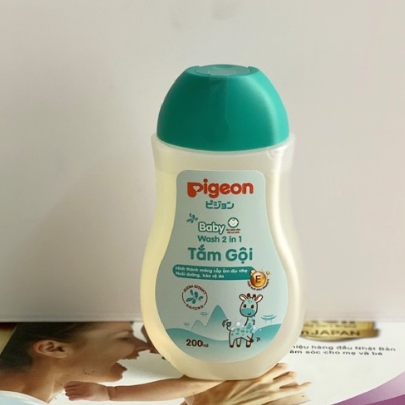 Sữa Tắm Gội Toàn Thân Cho Bé Hương Jojoba Pigeon 200ml