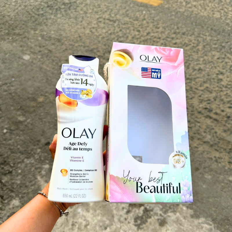 Sữa Tắm Olay Age Defying Body Wash Vitamin E 650ml phù hợp để tham khảo khi chọn olay