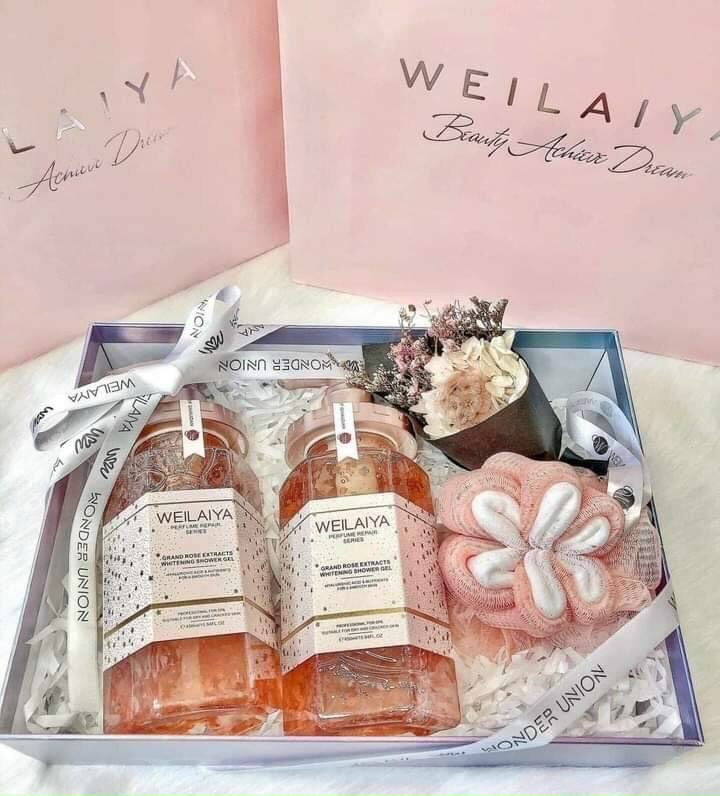 Sữa tắm cánh hoa hồng Weilaiya Grand Rose Extracts Whitening Shower Gel 450ml
