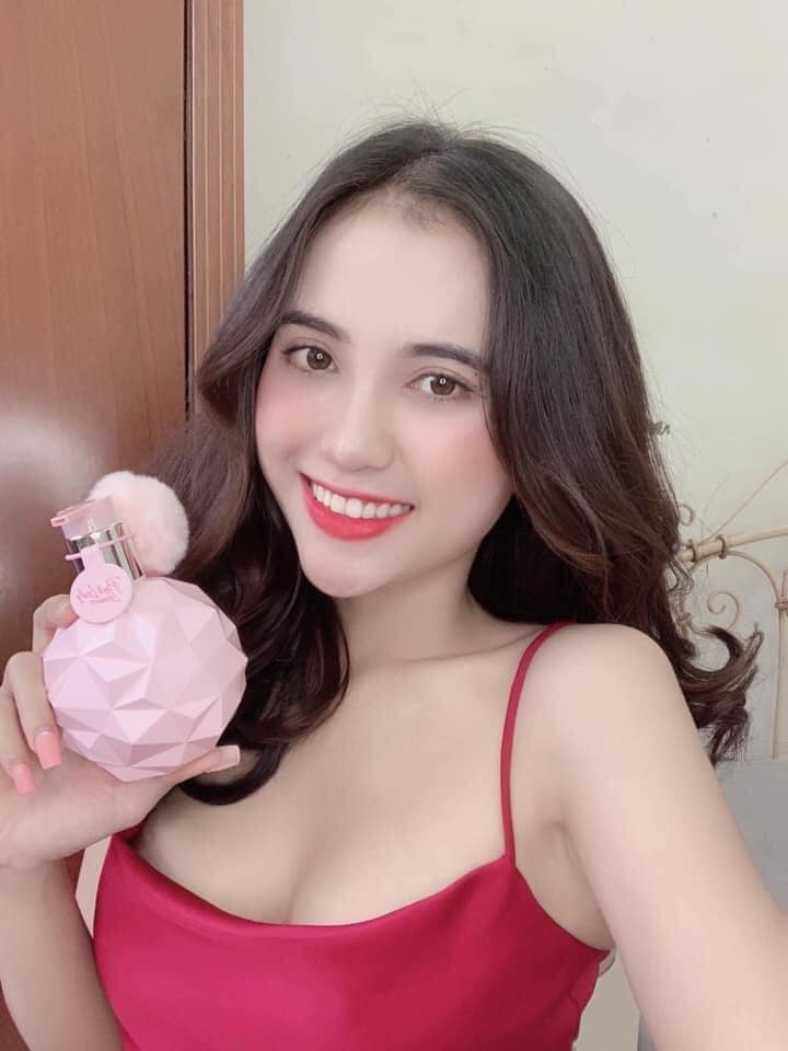 Sữa tắm xông trắng Pink Lady Shower Q-Lady Onaya 300ml