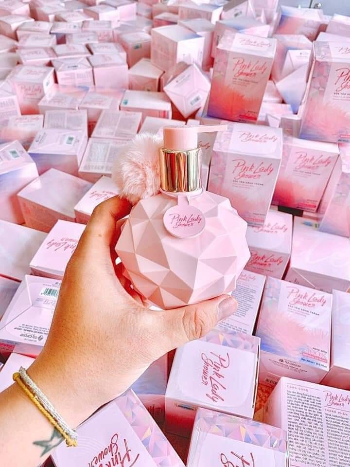 Sữa tắm xông trắng Pink Lady Shower Q-Lady Onaya 300ml